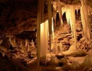 … единственное место, где осенью может отдохнуть человек, страдающий сенной лихорадкой, это пещера. Кристофер Энвил, Эвристика